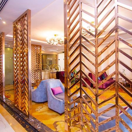 فندق هوليداي الخليج الرياض - Holiday Al Khaleej Hotel Exterior photo