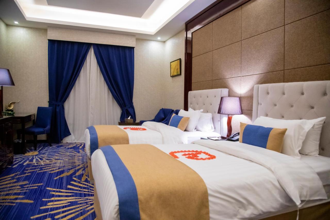 فندق هوليداي الخليج الرياض - Holiday Al Khaleej Hotel Exterior photo