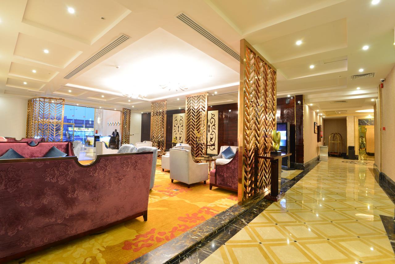 فندق هوليداي الخليج الرياض - Holiday Al Khaleej Hotel Exterior photo