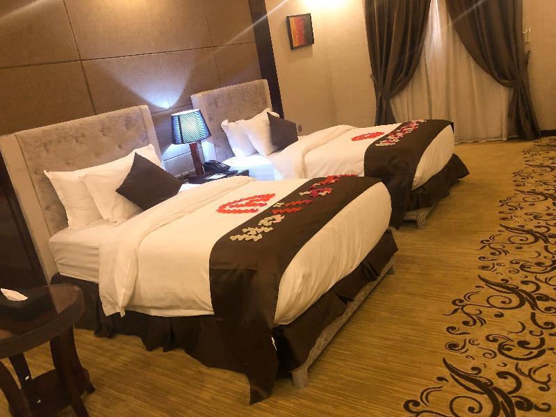 فندق هوليداي الخليج الرياض - Holiday Al Khaleej Hotel Exterior photo